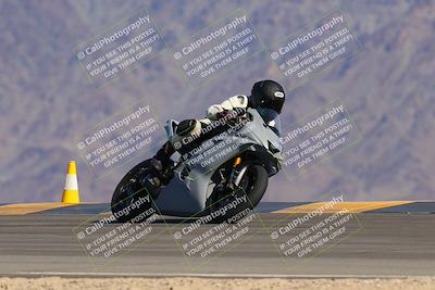 media/Oct-01-2023-SoCal Trackdays (Sun) [[4c570cc352]]/Turn 9 Set 1 (950am)/